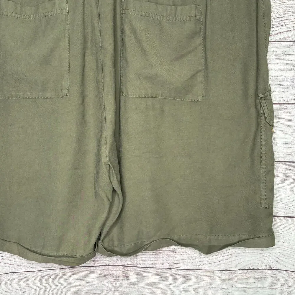 Soft Surroundings Pali Cargo Dusty Olive Cuffed Pocket Shorts Size 3XL New